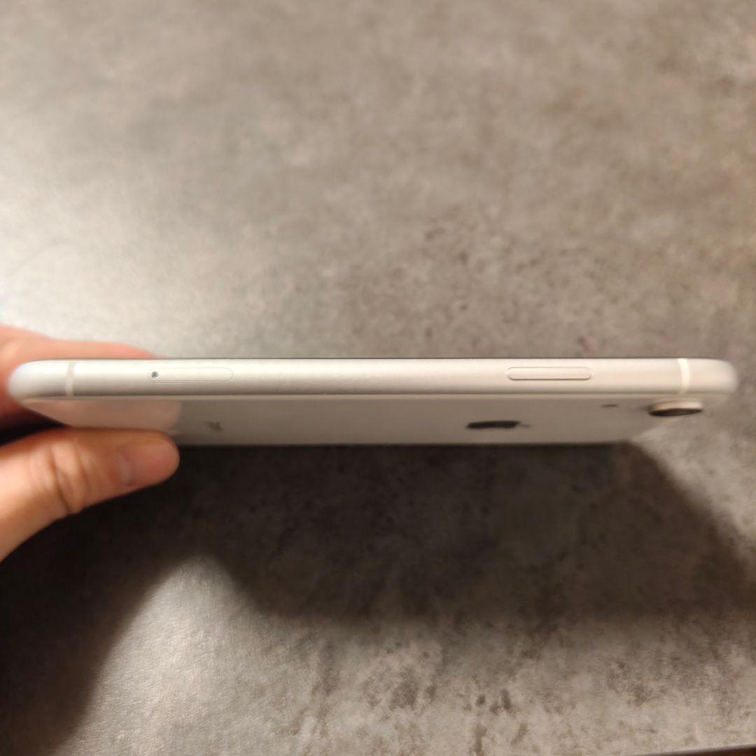 Apple iPhone XR 128GB ホワイト 本体