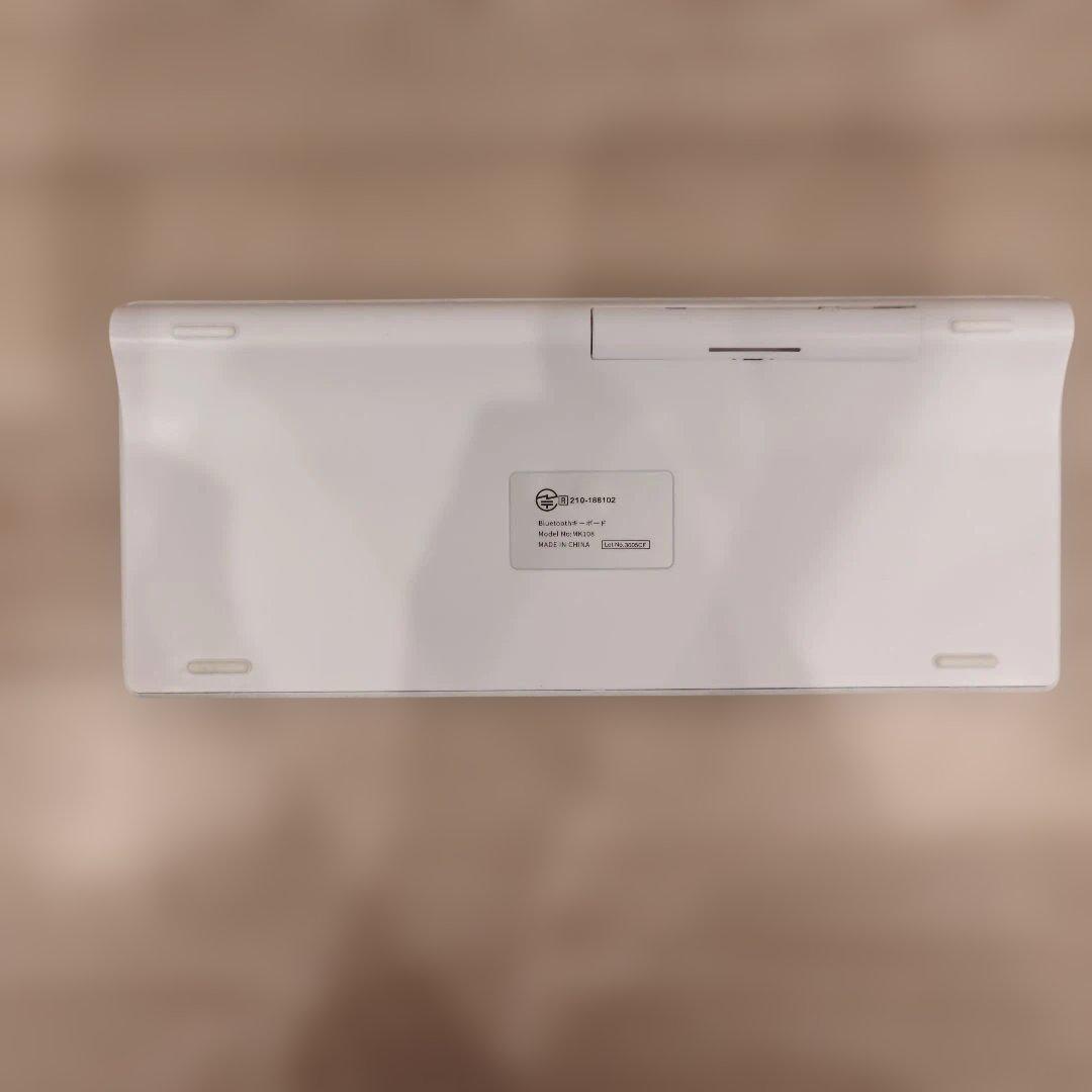 Apple iPad シルバー 本体 + キーボード・マウス・カバー