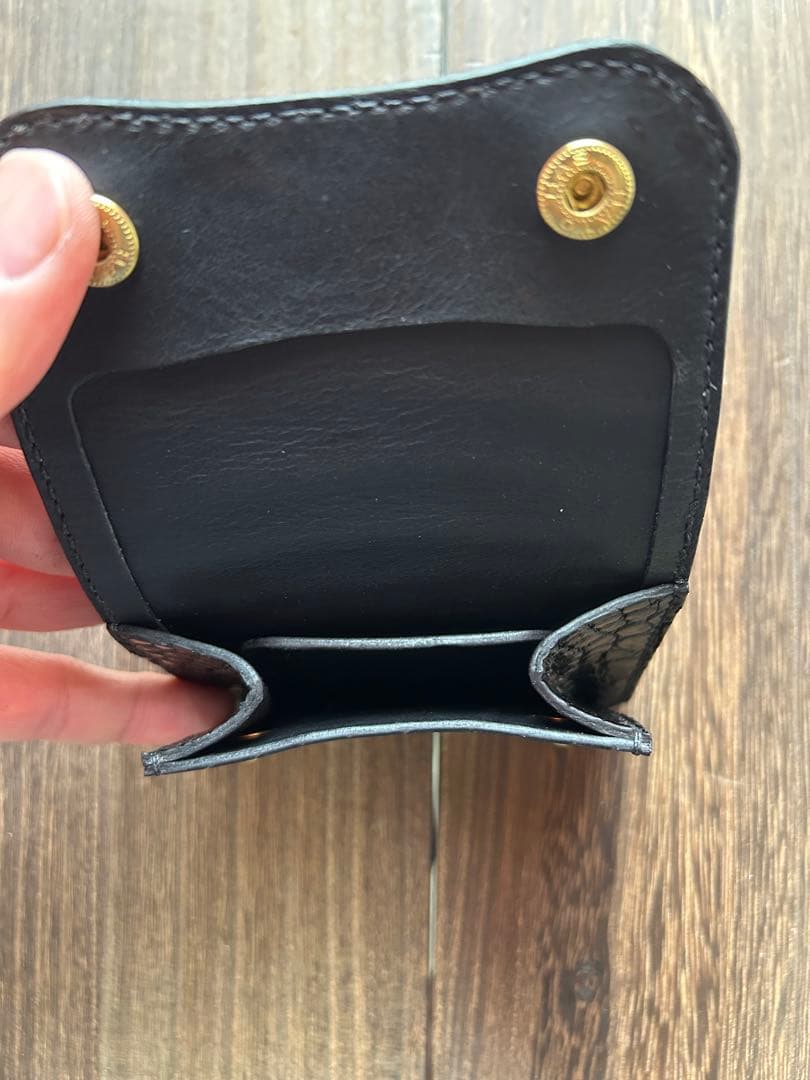 クロコダイル　ポロサス　ブラック　ケース　ハンドメイド