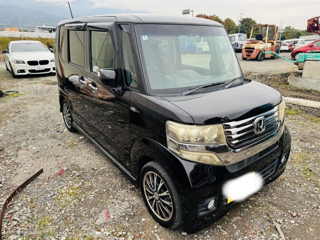 ホンダ N ボックス カスタム パッケージ 2011年式