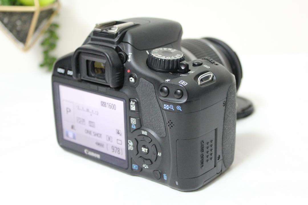 美品✨ Canon EOS Kiss X4 ダブルズームセット 一眼レフカメラ