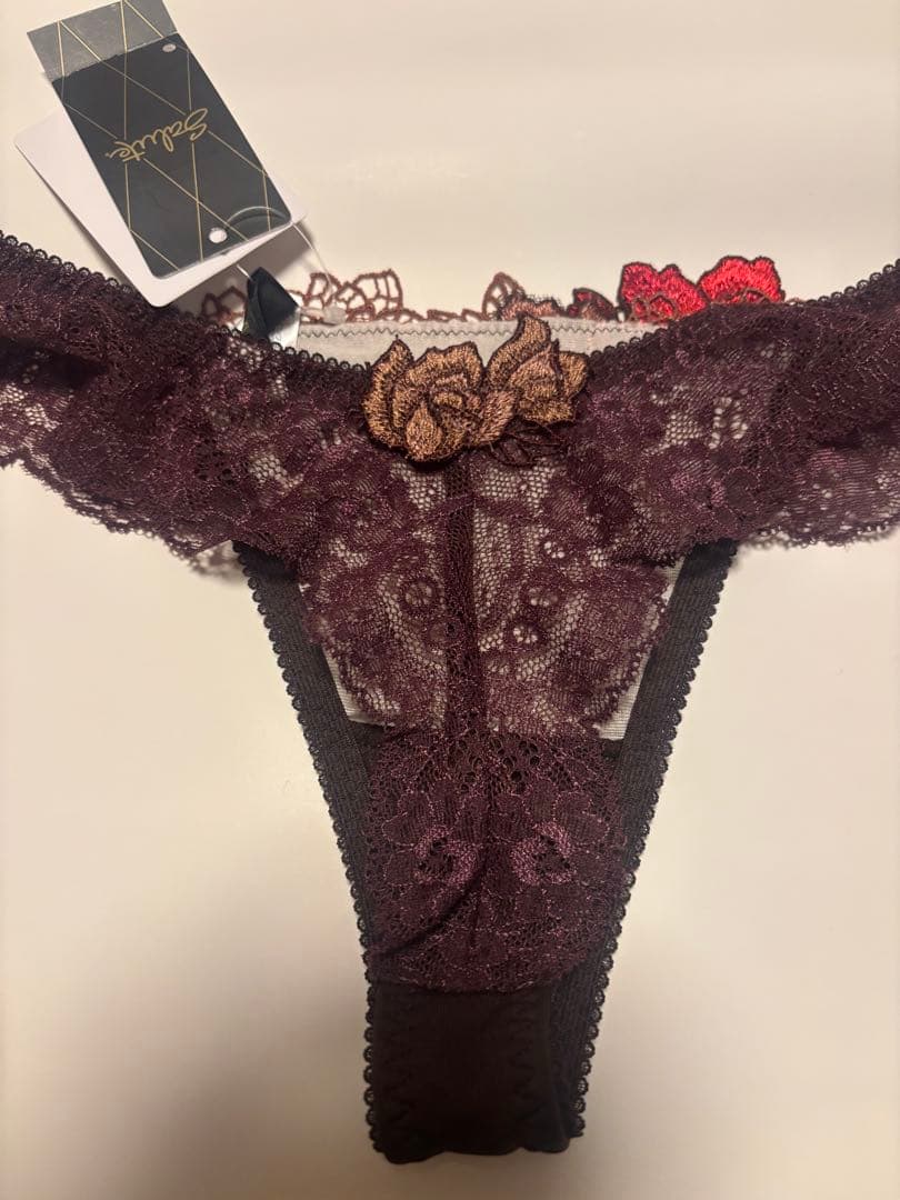 ワコール サルート G75&ソング&ガーターM WI 3点セット