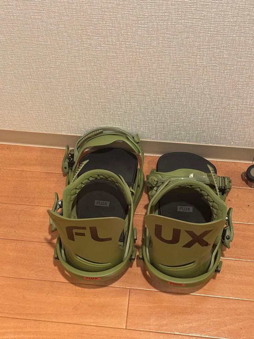 FLUX DS オリーブグリーン