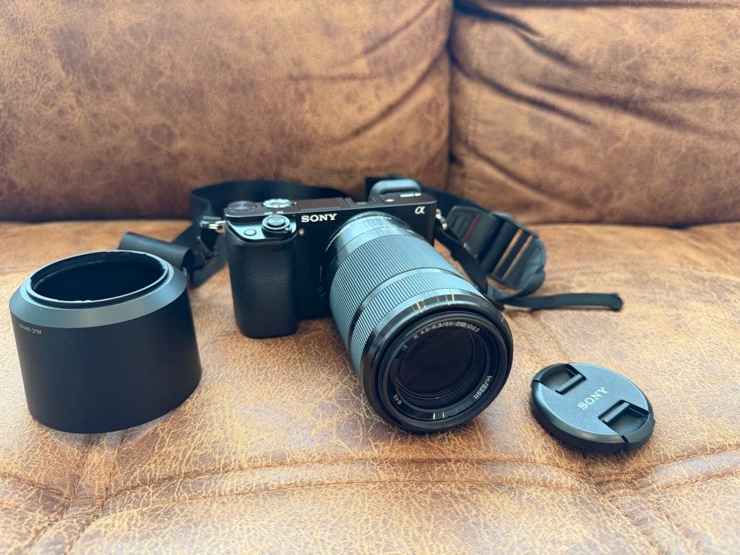 一時値下Sony α6000本体とズームレンズ