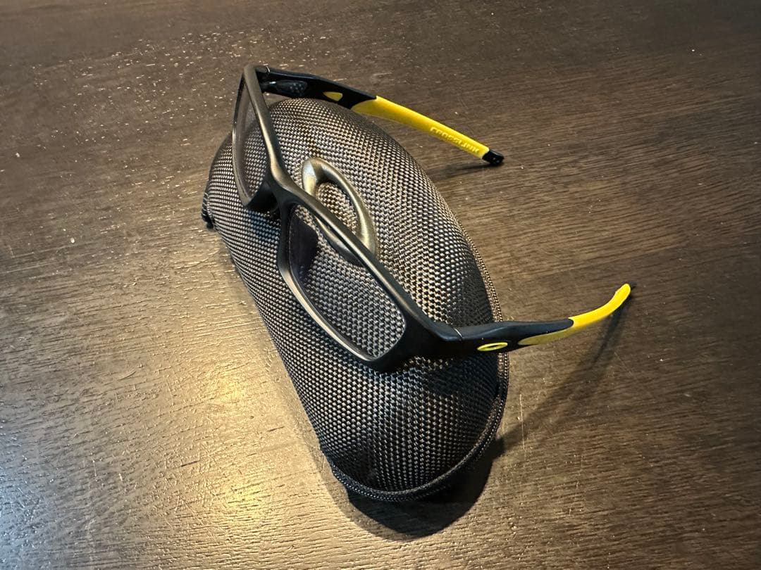 Oakley 交換サイドフレーム付きブラック/イエロー