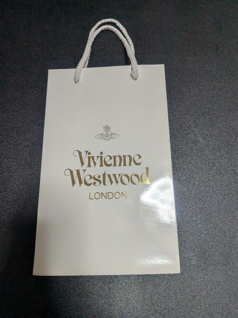 11/30までの特価！袋箱付き新品ヴィヴィアンウエストウッド長財布ダークグレイ