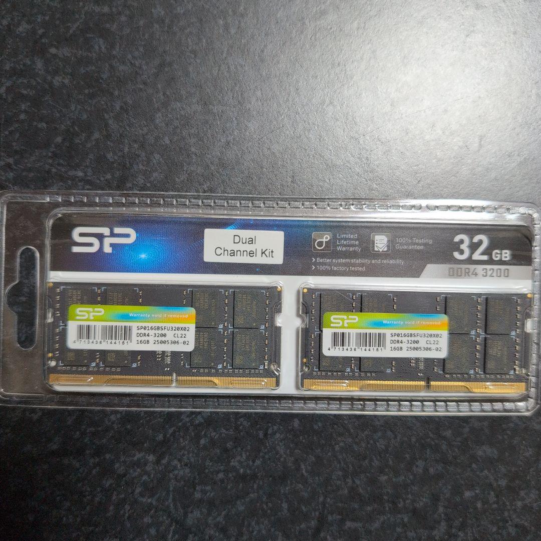 32GB DDR4 SODIMM 3200MHz メモリ（16GB x2）