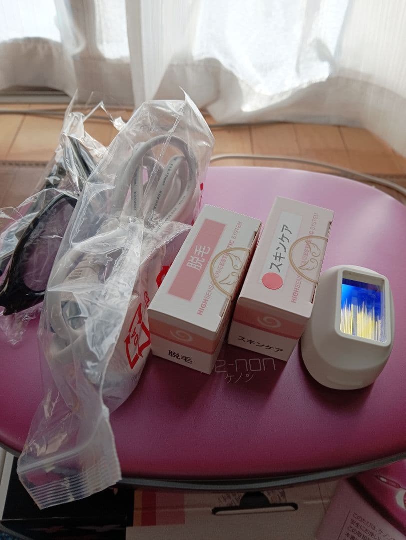 値下げ★ケノン★美品★未使用カートリッジ付き　 脱毛　美顔 メンズにも