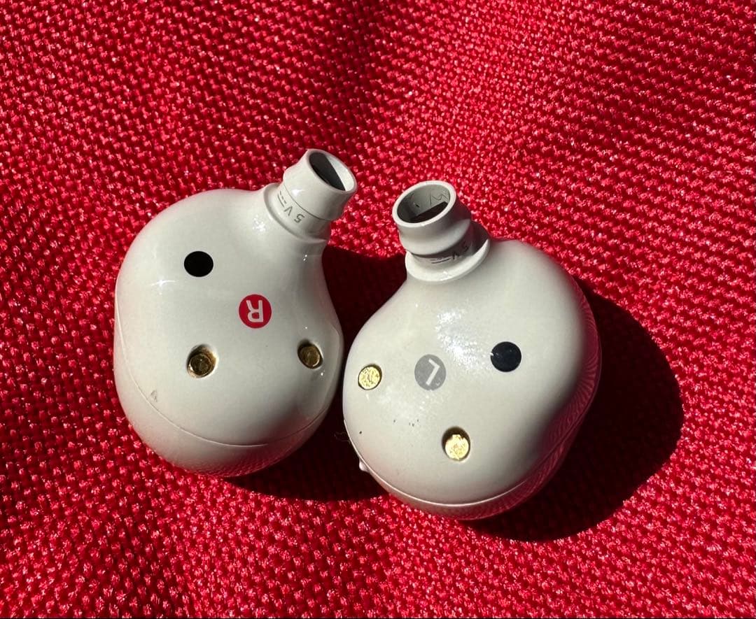 SONY WF-1000XM5 ワイヤレスイヤホン プラチナシルバー