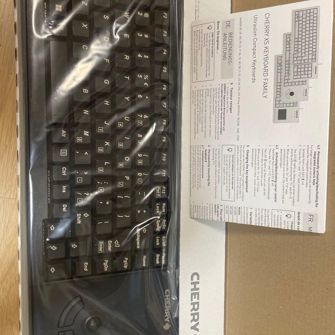 Cherry G84-5400 Trackball メカニカルキーボード