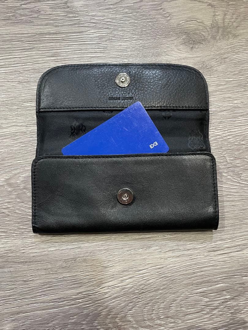 黒 レザー ケース