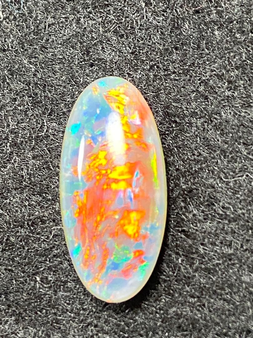 オパールトリプレット