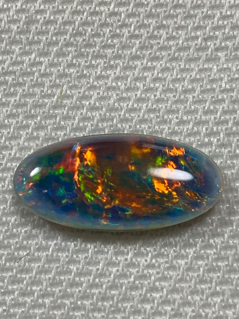 オパールトリプレット