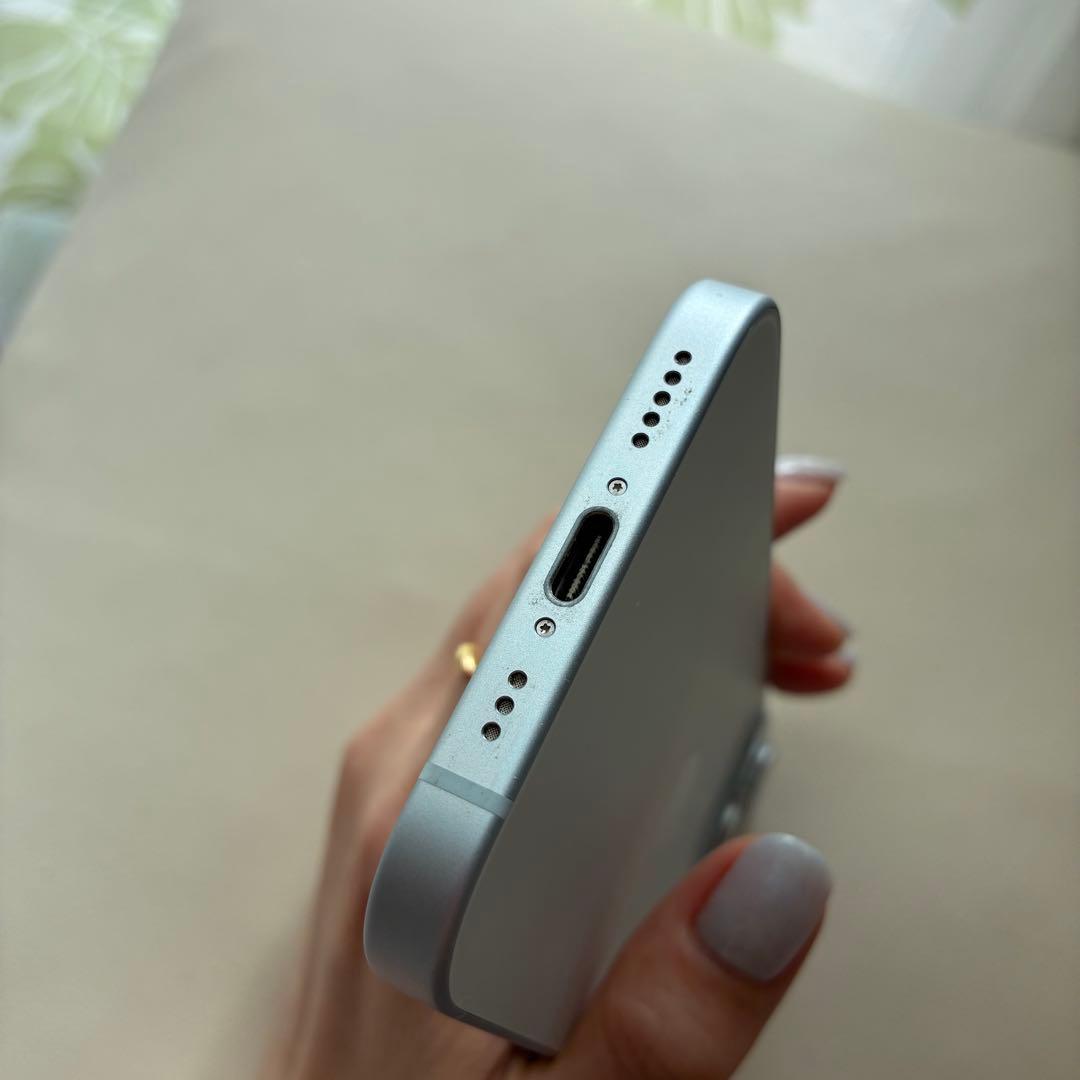 iPhone 15 ブルー 256GB 箱・ケーブル付 美品