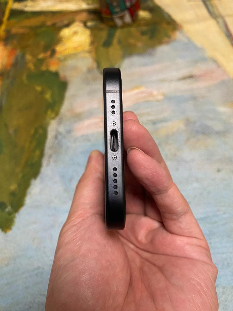 美品 iPhone 16 128G ブラック SIMフリー