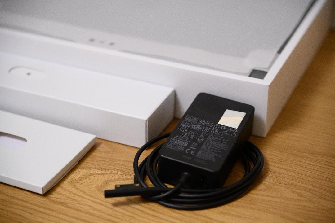 美品 Microsoft surface laptop 5 SSD512gb