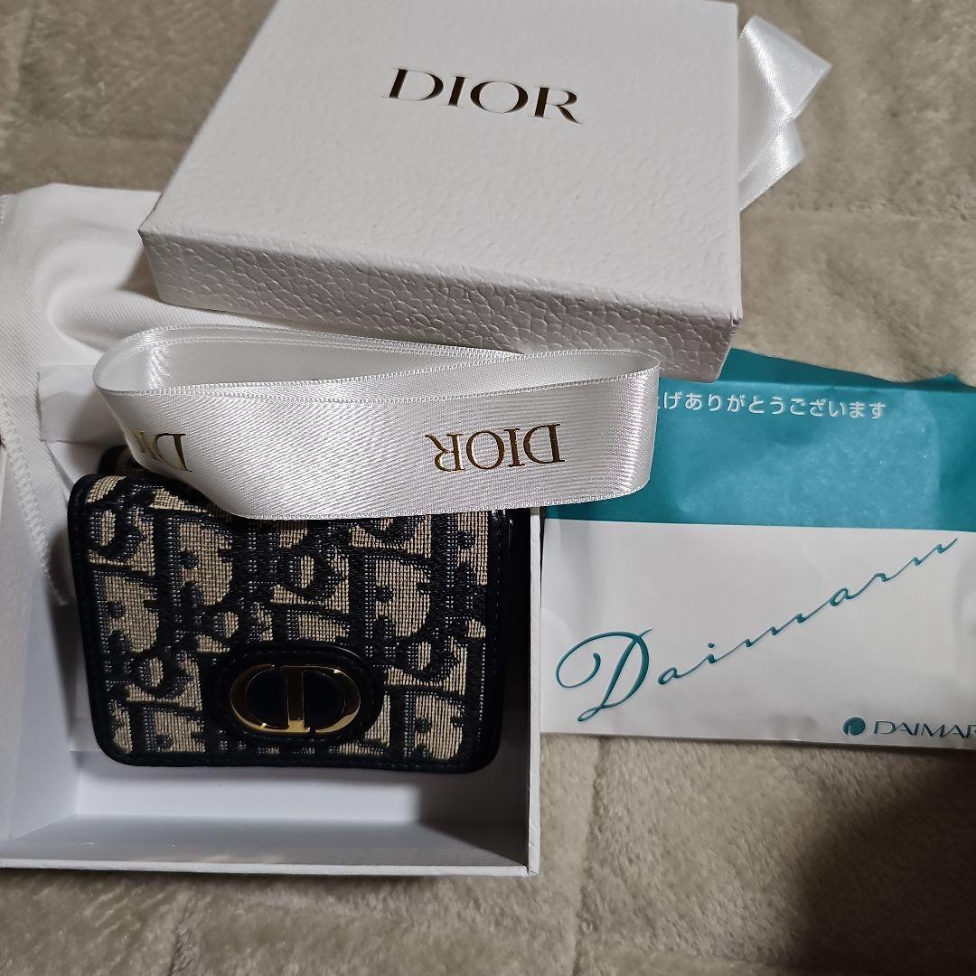 (iii)　　　Dior　三つ折り財布