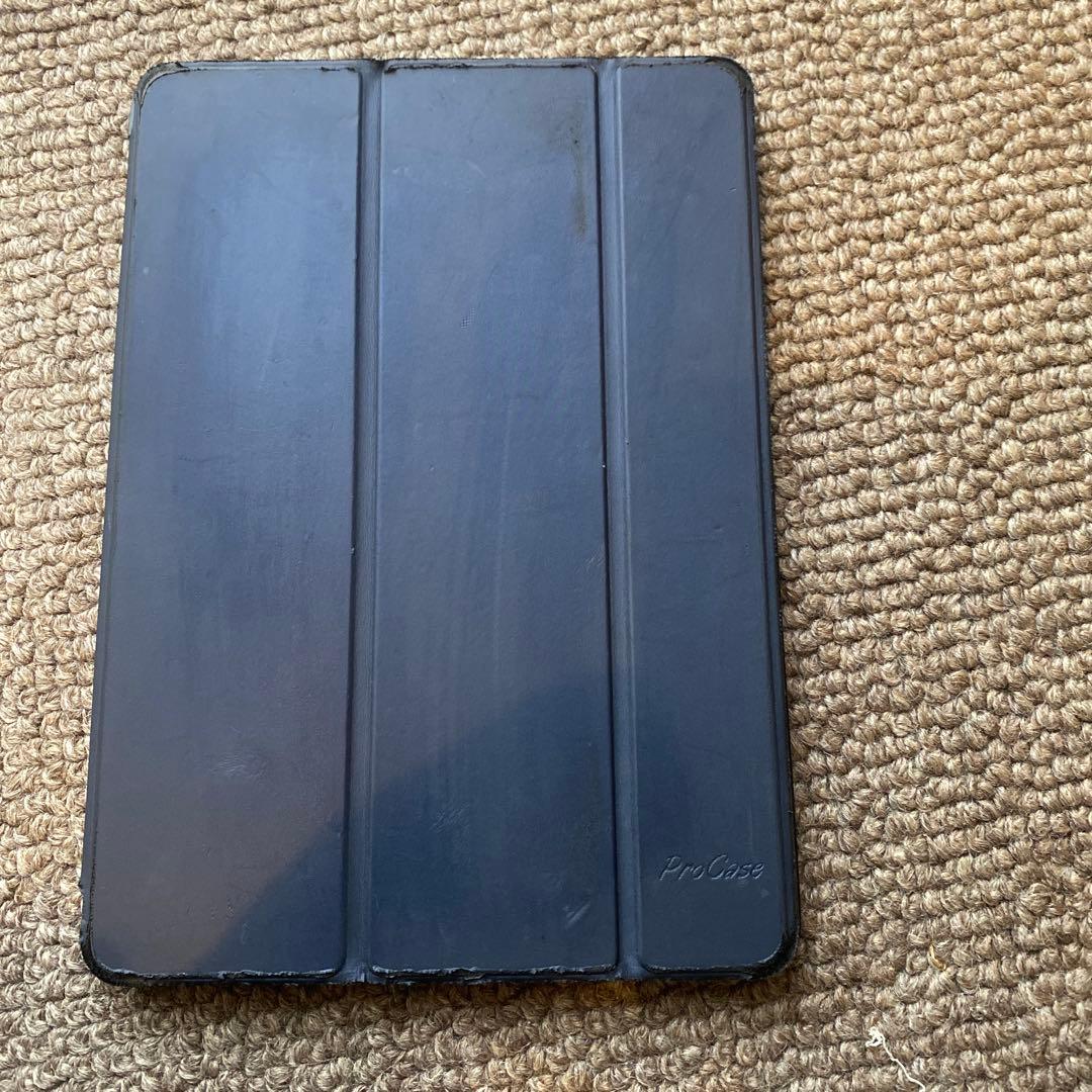 Apple iPad シルバー 第6世代32GB Wi-Fi保護フィルム貼付