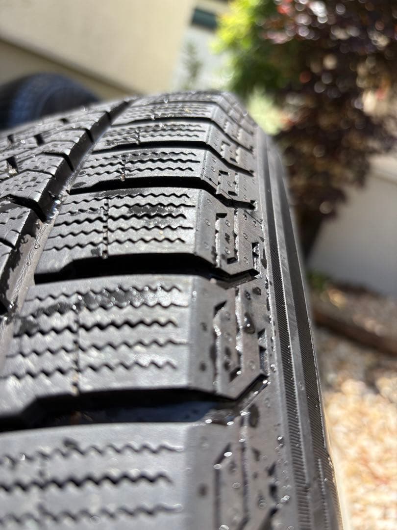 f*o様 Pirelli 225/60R18 タイヤ・ホイールセット