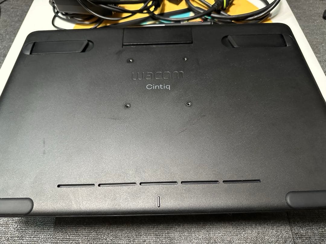 Wacom Cintiq16 液晶ペンタブレット