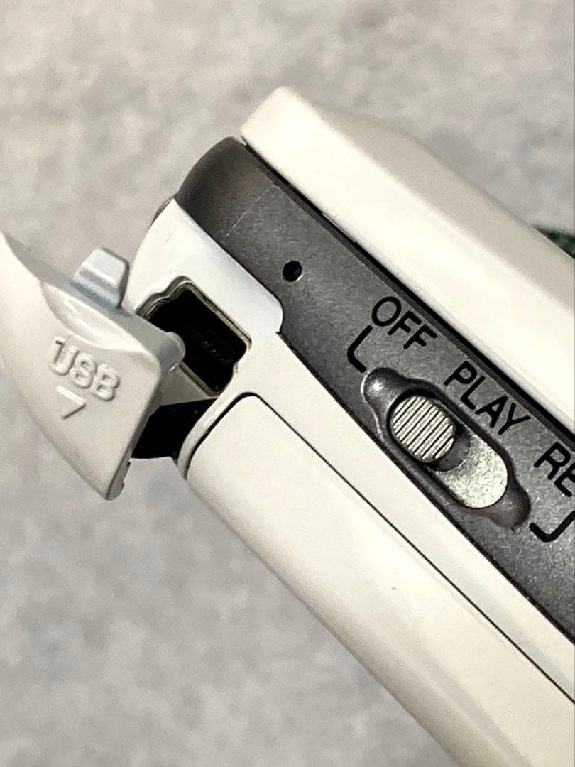 Panasonic パナソニックSV-AV30-W SDマルチカメラ　美品です。