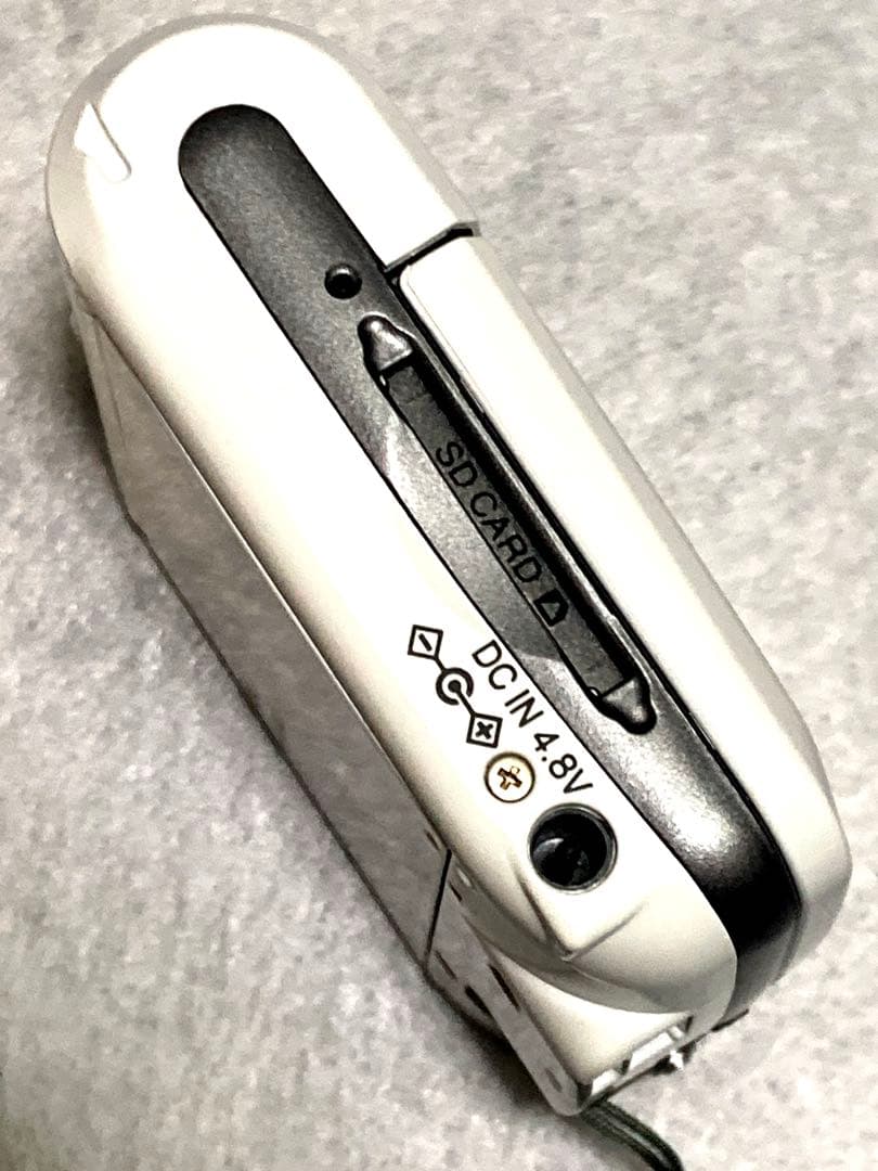 Panasonic パナソニックSV-AV30-W SDマルチカメラ　美品です。