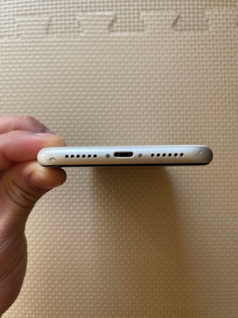 iPhone 11 ホワイト 64GB 本体