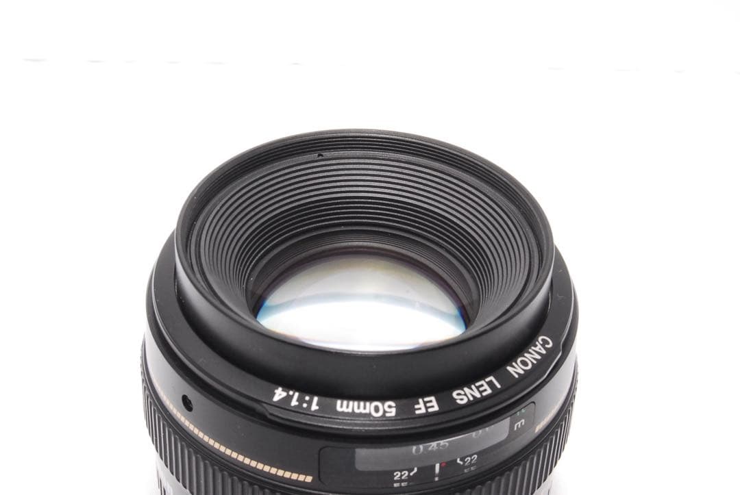 Canon EF 50mm F1.4 USM フルサイズ対応　単焦点　一眼レフ