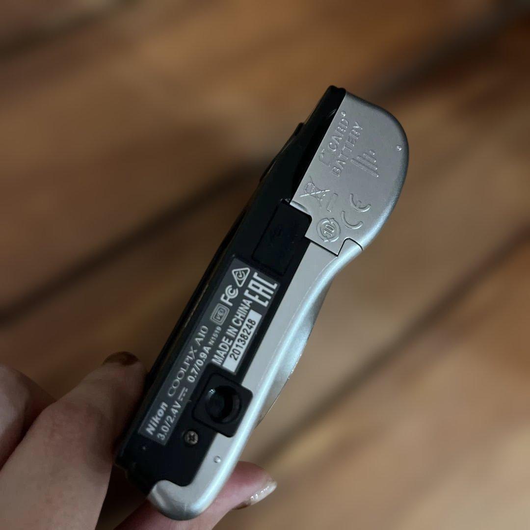 Nikon COOLPIX A10 シルバー 本体 箱付　レトロ　レア