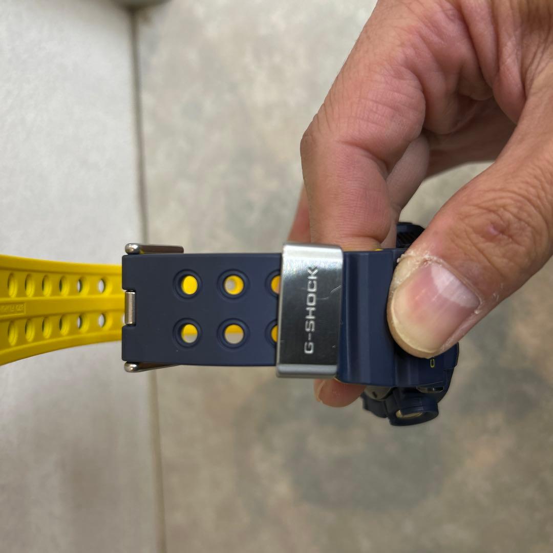 美品　ジーショック GWF-D1000NV-2JF フロッグマン ネイビー