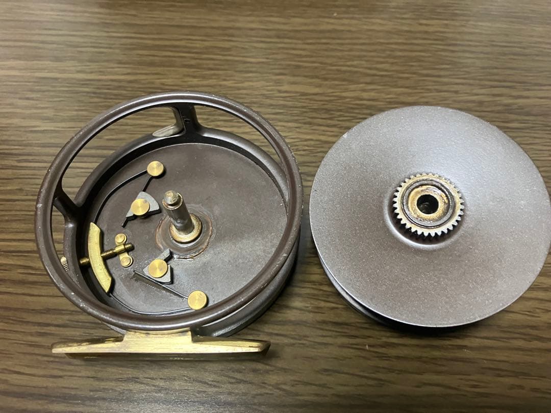 HARDY GOLDEN LRH LIGHTWEIGHT フライリール