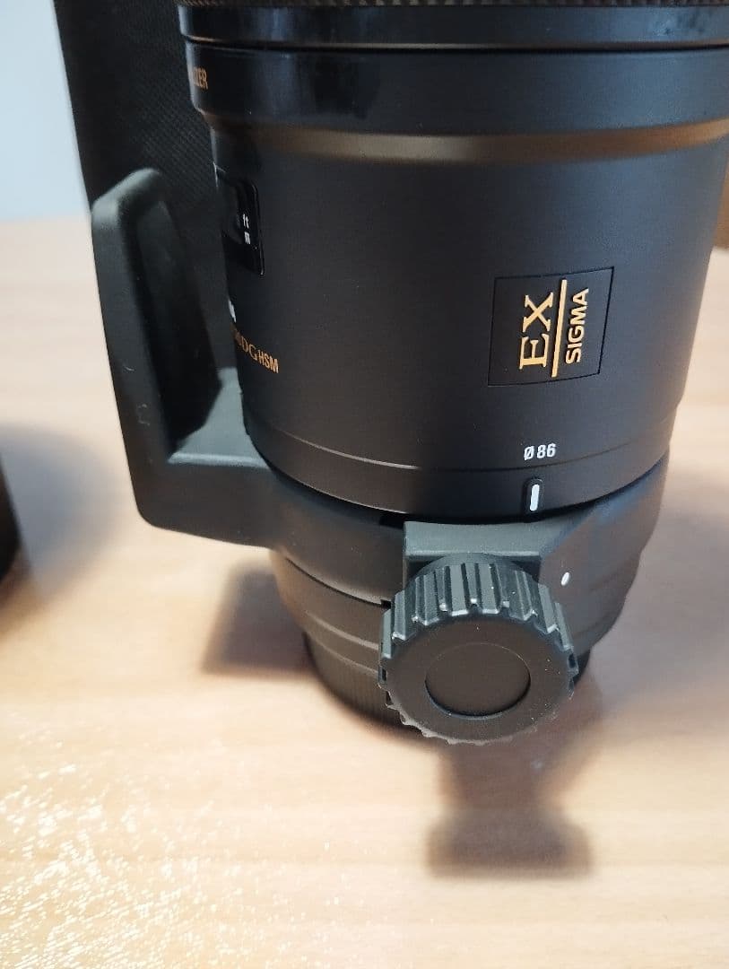 SIGMA 180mm F2.8 APO MACRO EX DG OS EF用