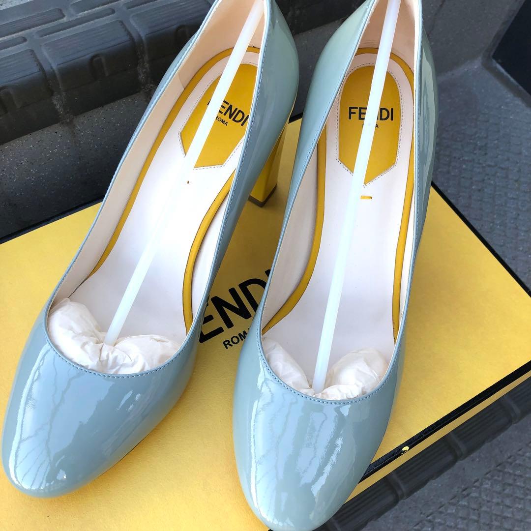 【新品】FENDI エナメル 水色／イエローハイヒールパンプス サイズ36