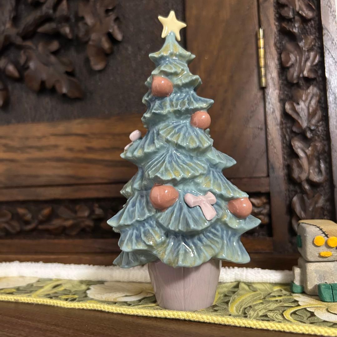 リヤドロ　クリスマスツリー　陶器　LLADRO 置物 雑貨