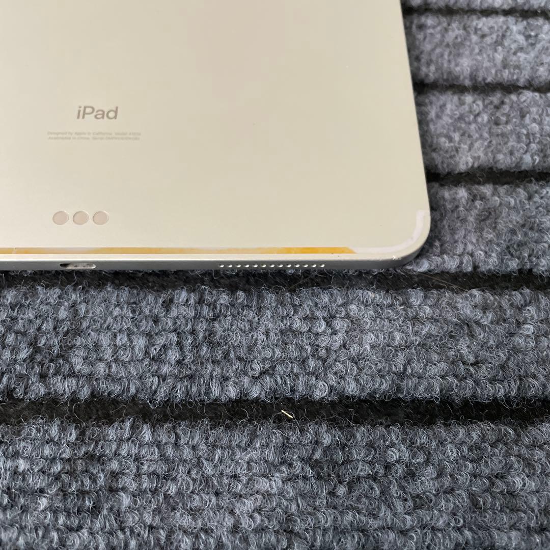 129 iPad Pro 11 1世代 64GB SIMフリー シルバー