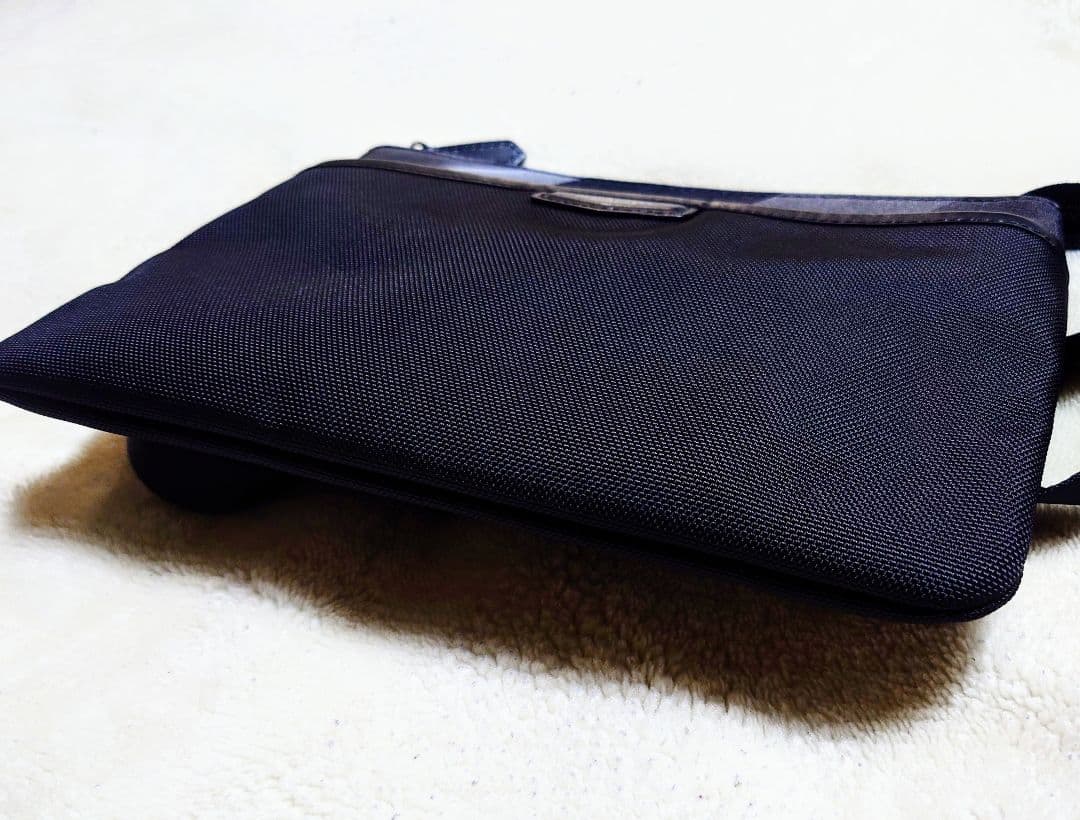 kan_chan ブラックレーベル BLACK LABEL　サコッシュ