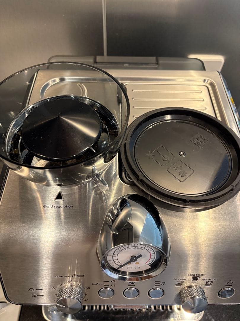 DeLonghi La Specialista Arteエスプレッソマシン