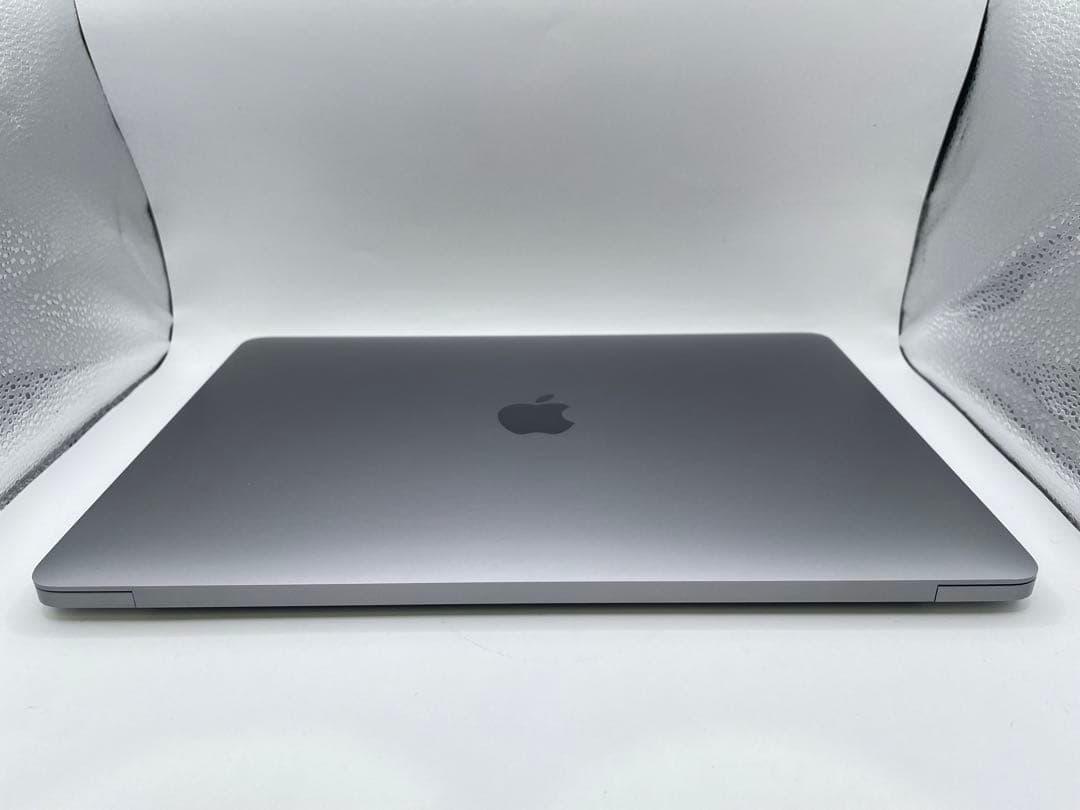 MacBook Pro 13インチ（M1, 2020) 16GB/2TB