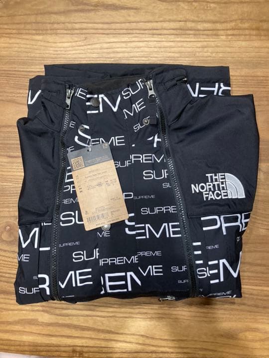 (;´д｀)　新品未使用　Supreme THE NORTHFACE