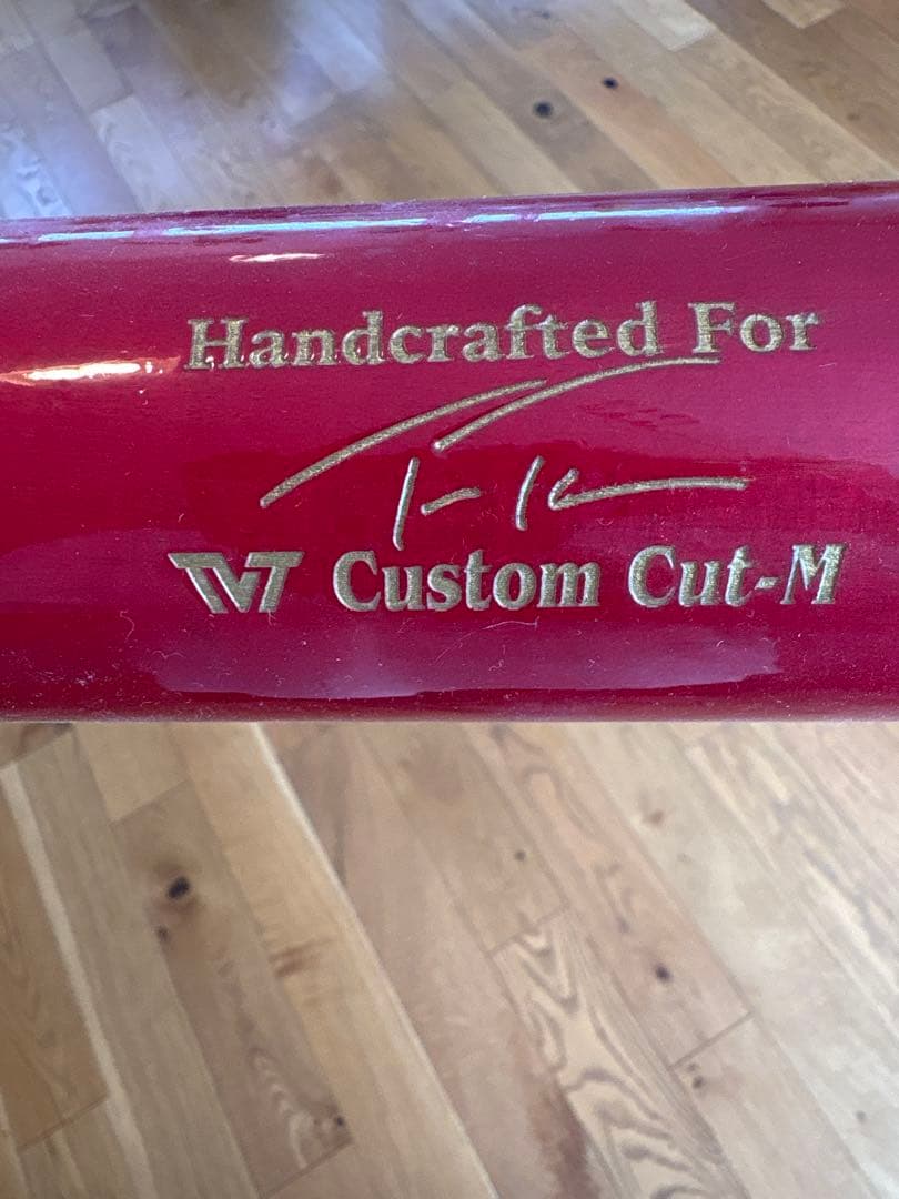 Marucci 硬式木製バットトレイターナーモデル