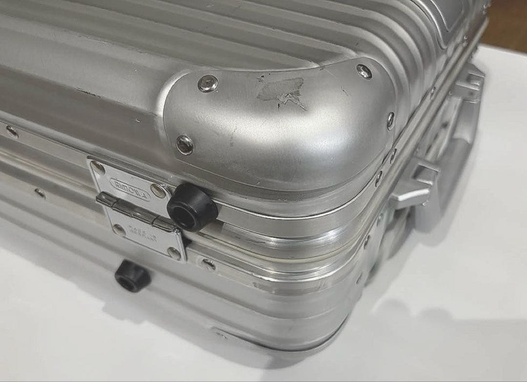 RIMOWA アルミ製　スーツケース(小)