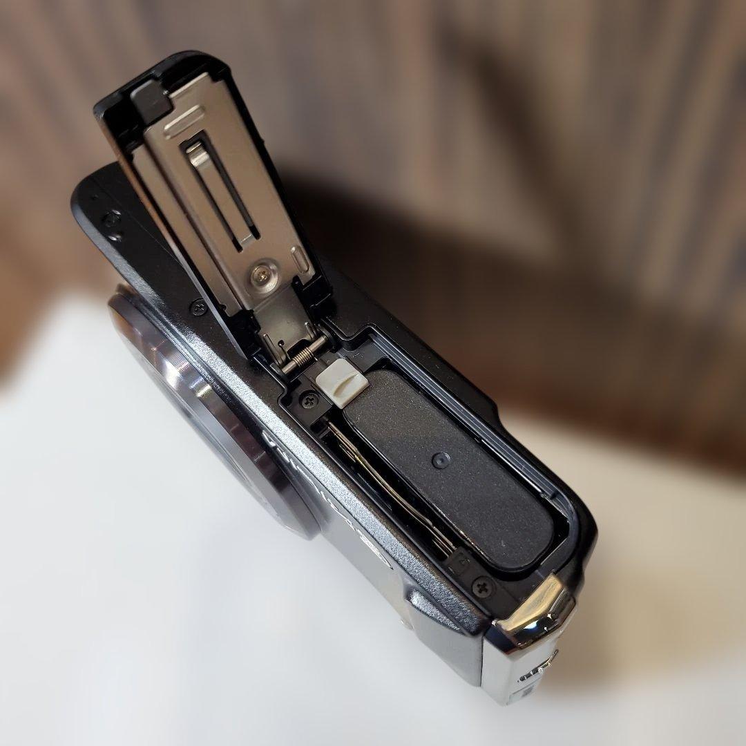 CASIO　デジタルカメラ　EX-H10