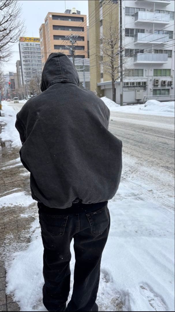 Carhartt アクティブジャケット