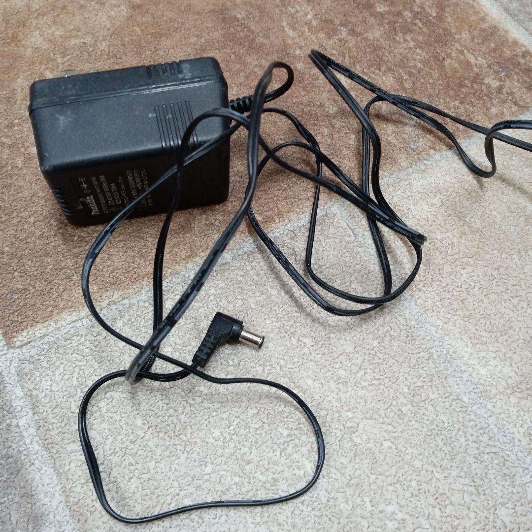 【通電確認済】Makita MR100w現場ラジオ