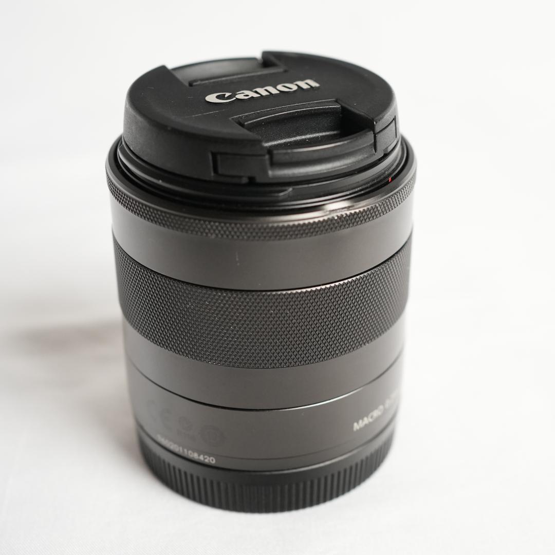 【箱付きセット特価】Canon ミラーレス一眼カメラ EOS M レンズキット