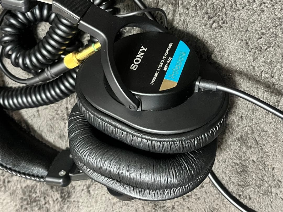 ヘッドホン MDR-7506