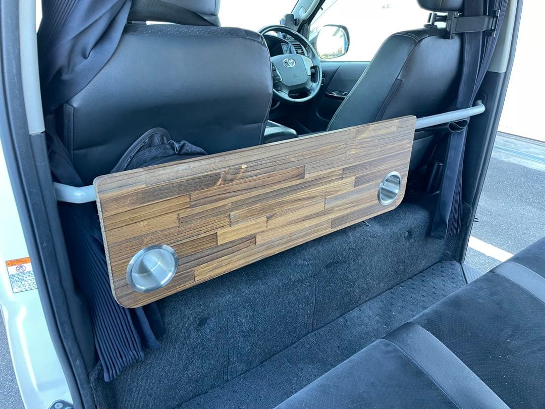 ミディアムサイズ！ハイエース後席用テーブルlot52車中泊