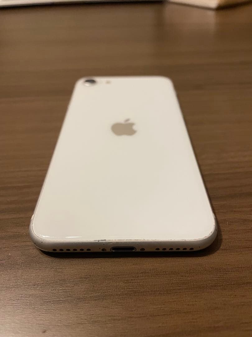 Apple iPhone SE 2世代　64GB ホワイト