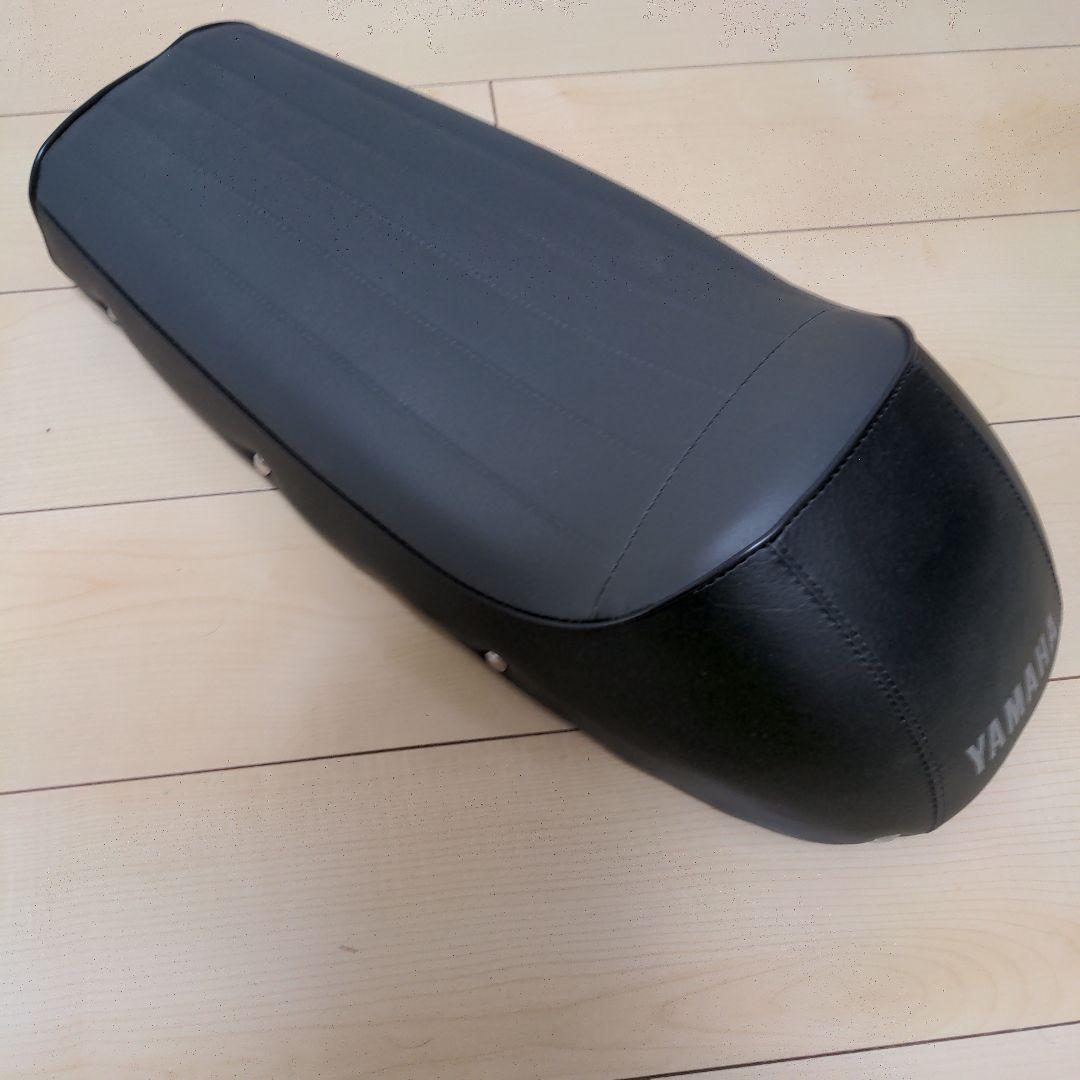 ヤマハ　YB-1 純正シート
