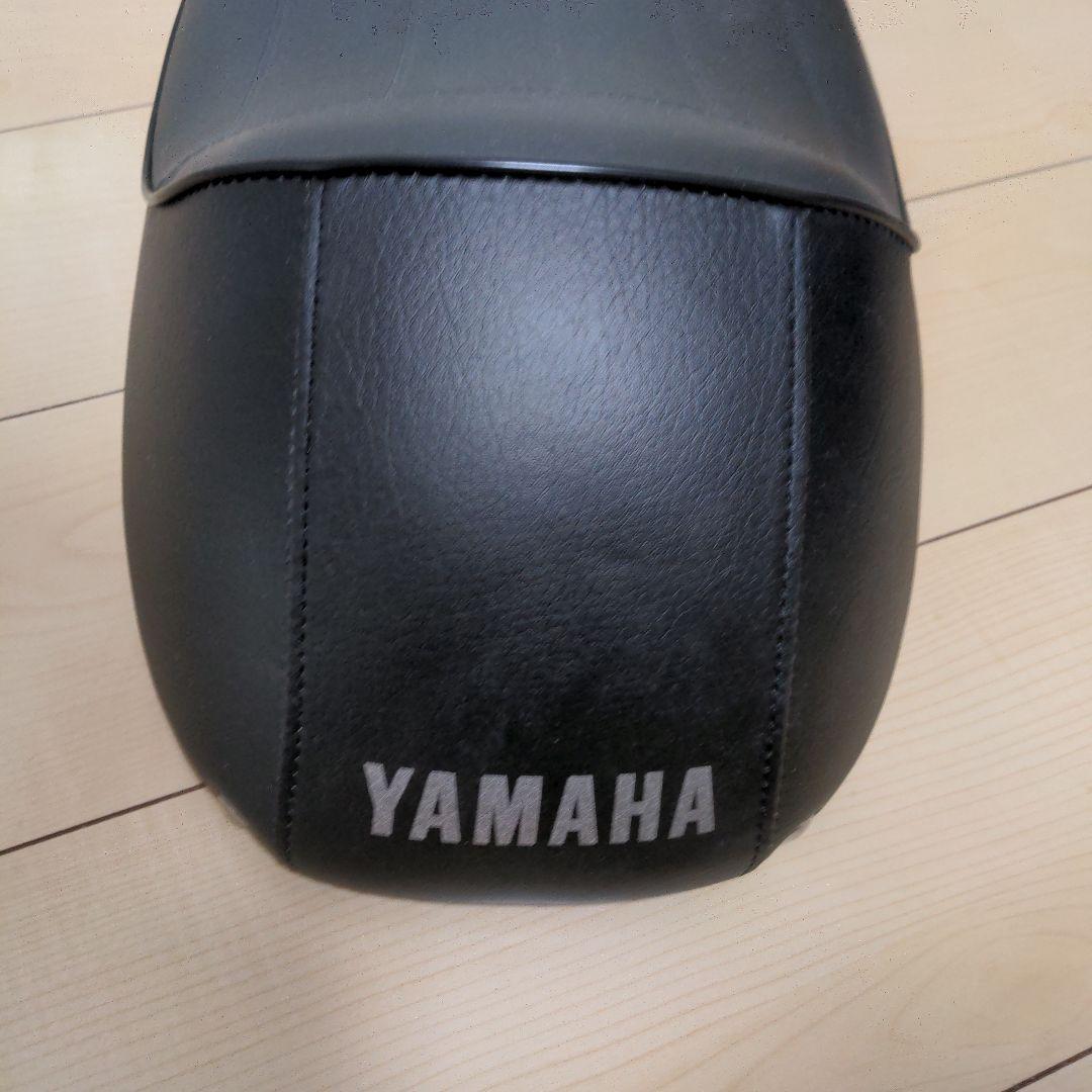 ヤマハ　YB-1 純正シート